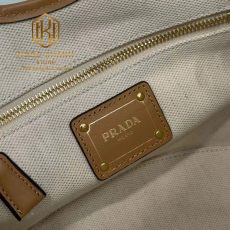 Túi xách nữ Prada