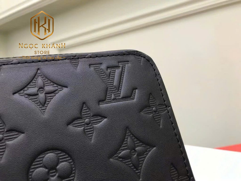 Ví nam Louis Vuitton cầm tay