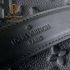 Ví nam Louis Vuitton cầm tay