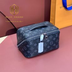 Ví nam Louis Vuitton cầm tay