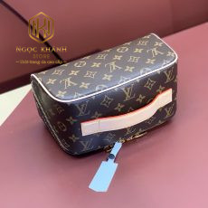 Ví nam Louis Vuitton cầm tay
