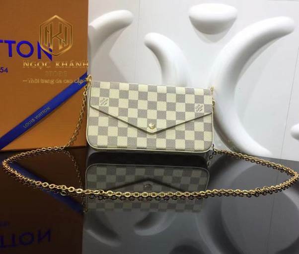 Túi lv nữ dự tiệc