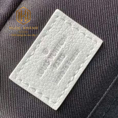 Túi đeo chéo nam louis vuitton