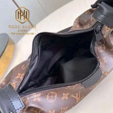 Túi đeo chéo nam Louis Vuitton