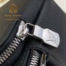 Túi đeo chéo nam Louis Vuitton