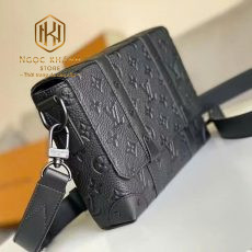 Túi đeo chéo nam Louis Vuitton