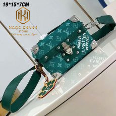 Túi đeo chéo nam Louis Vuitton