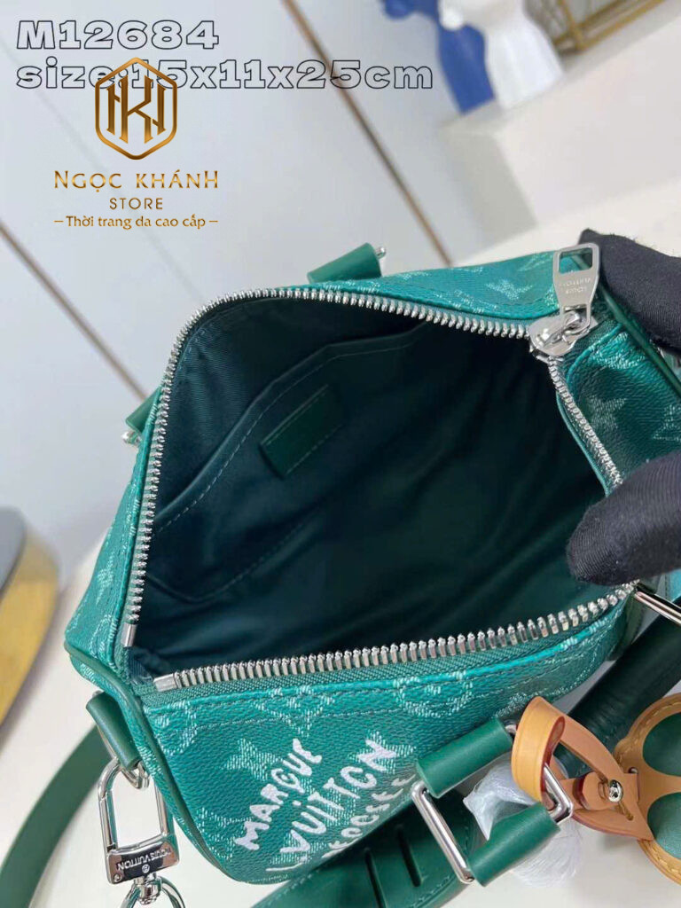 Túi du lịch Louis Vuitton