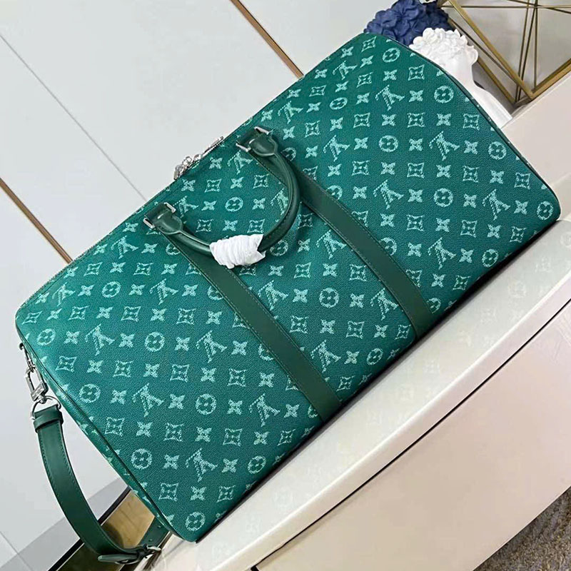 Túi du lịch Louis Vuitton