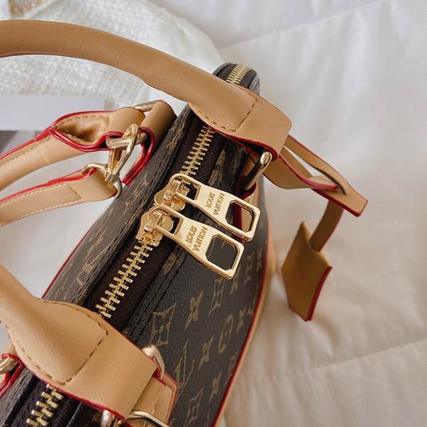 So sánh túi LV nữ chính hãng và hàng like auth cho người mới 7 Túi LV nữ chính hãng