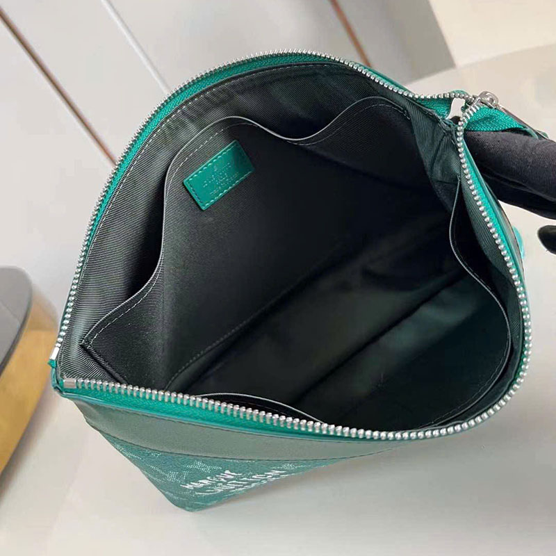 Ví nam Louis Vuitton