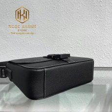 Túi đeo chéo nam Dior