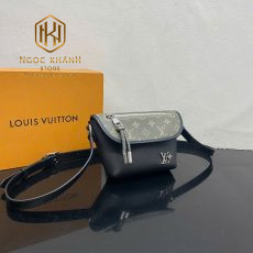 Túi đeo chéo nam Louis Vuitton
