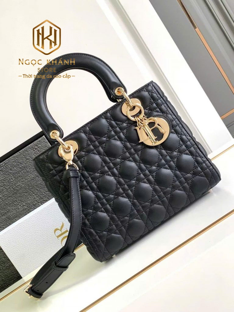 z6422880100933 84897cb8774274ca91c9adcdc2baea4d