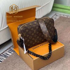 Túi đeo chéo nam Louis Vuitton