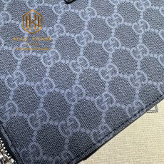 Túi đeo chéo Gucci nam