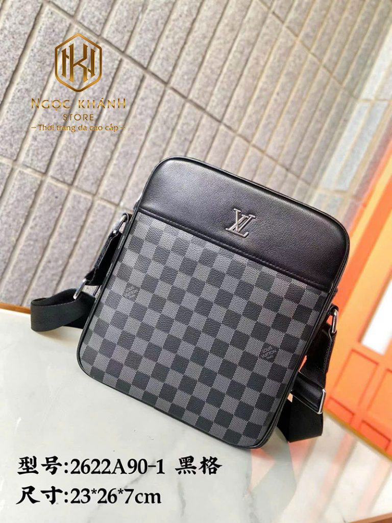 Túi đeo chéo nam Louis Vuitton