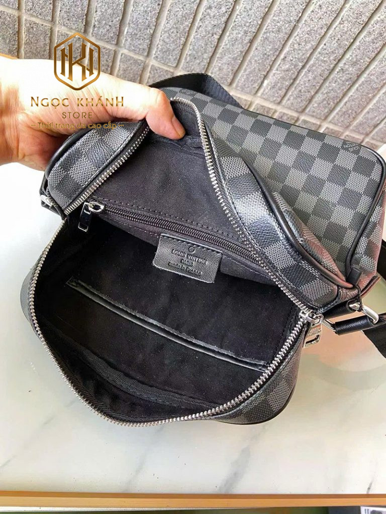 Túi đeo chéo nam Louis Vuitton
