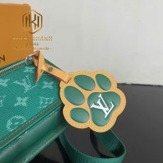 Túi đeo chéo Louis Vuitton nam