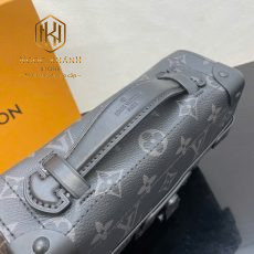 Túi đeo chéo nam Louis Vuitton