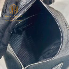 Túi đeo chéo nam PRADA