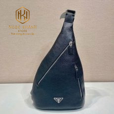 Túi đeo chéo nam PRADA