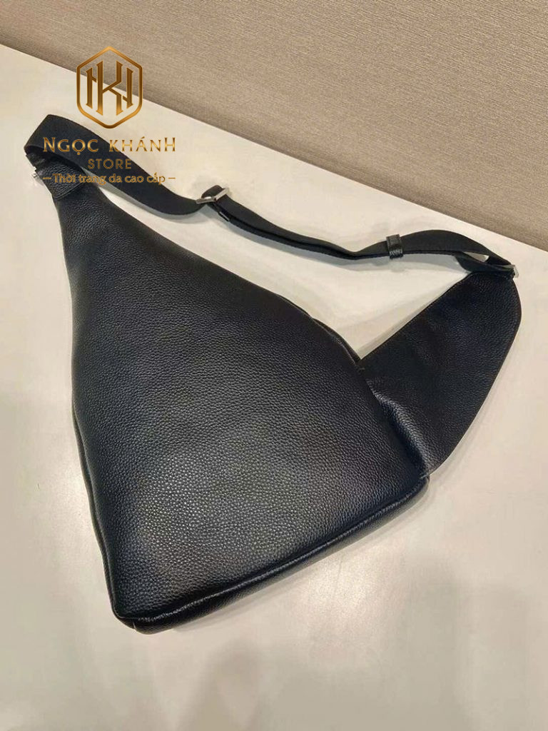 Túi đeo chéo nam PRADA