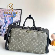 Túi du lịch Louis Vuitton