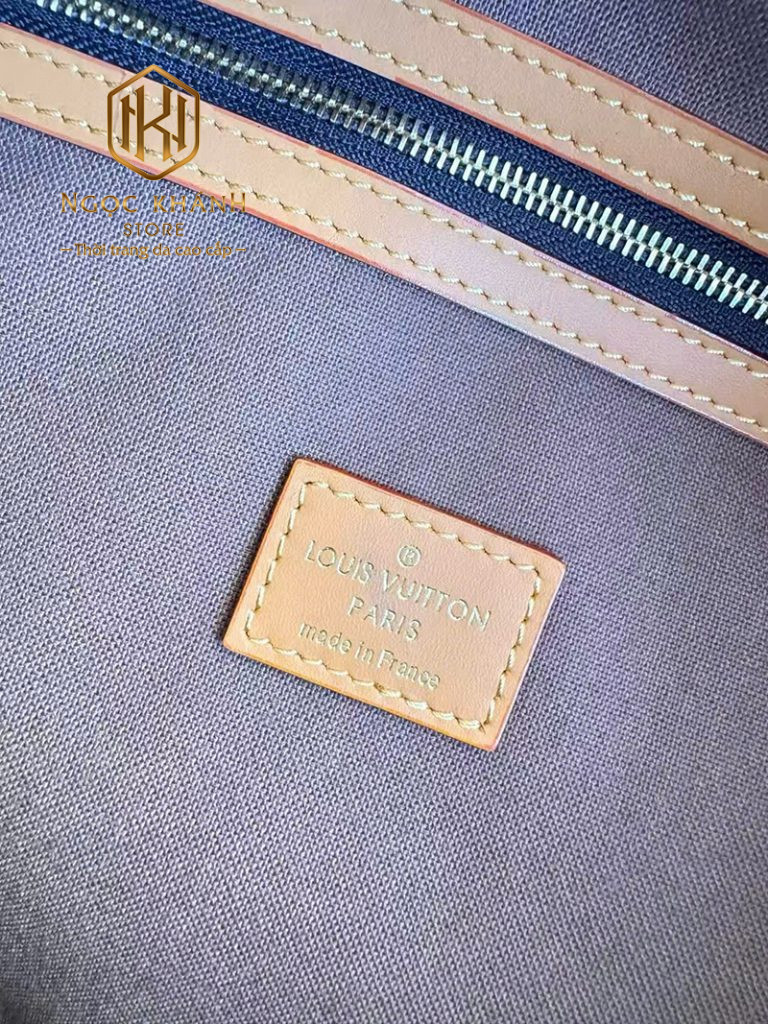 Túi du lịch Louis Vuitton