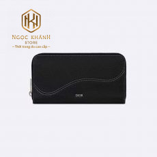 vi nam dior in logo mau den cam tay 9