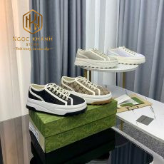 Giày nam Gucci cột dây