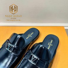 Sục nam Louis Vuitton