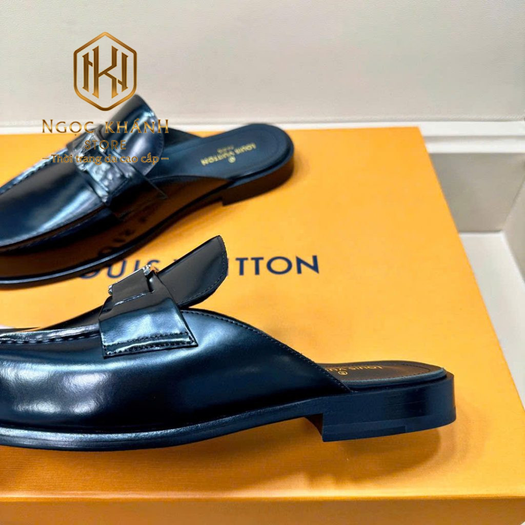 Sục nam Louis Vuitton