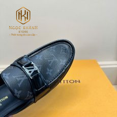 suc nam louis vuitton mau den hoa tiet hoa den 8