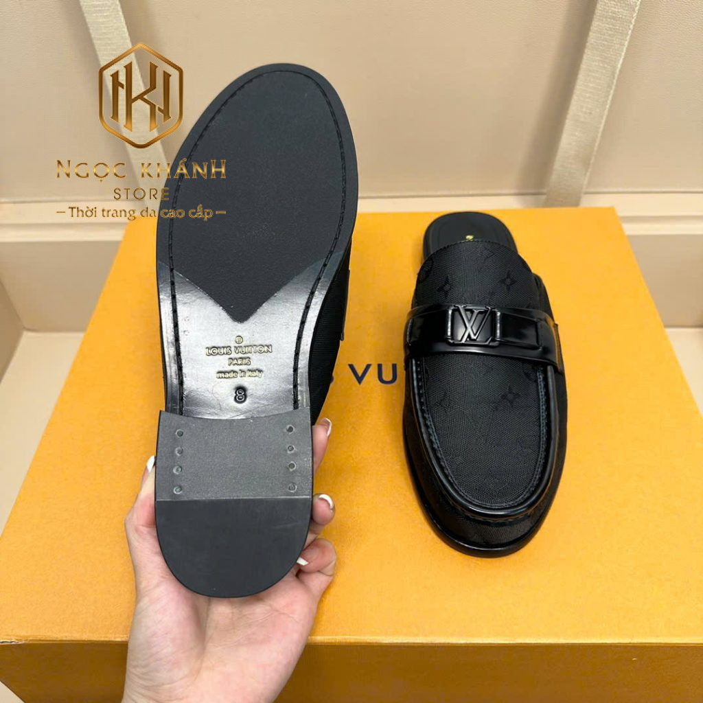 Sục nam Louis Vuitton