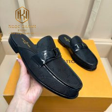 Sục nam Louis Vuitton