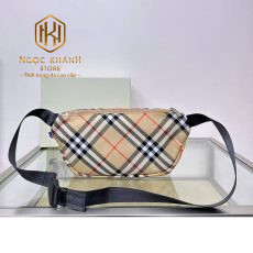 Túi đeo ngang Burberry