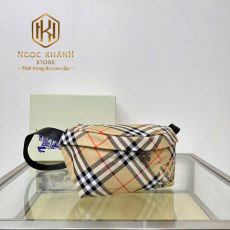 Túi đeo ngang Burberry