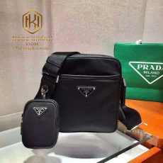 Túi đeo chéo Prada nam