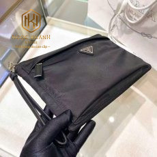 Ví nam Prada cầm tay