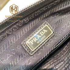 Ví nam Prada cầm tay