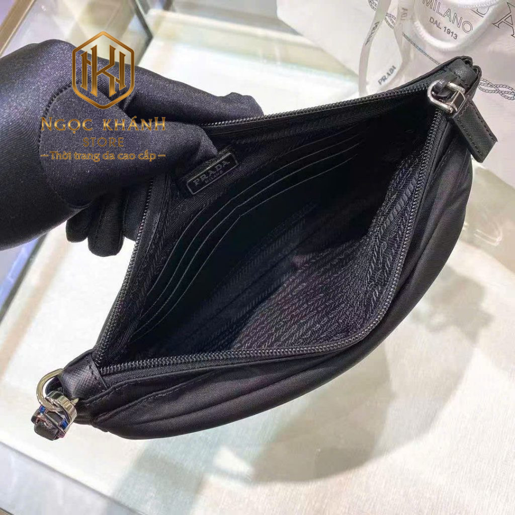 Ví nam Prada cầm tay