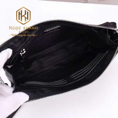 Ví nam Prada cầm tay