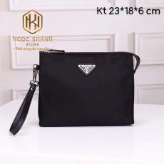Ví nam Prada cầm tay