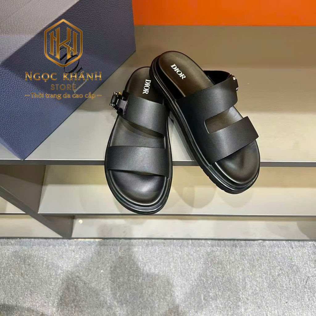DÉP NAM DIOR HAI QUAI MÀU ĐEN DA TRƠN HỌA TIẾT LOGO CÀI DNDR36 11 Dép nam Dior hai quai