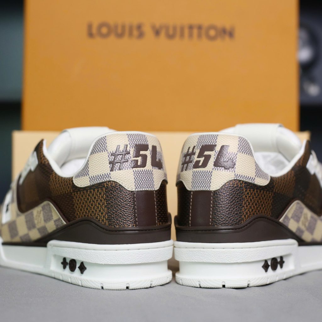 Giày LV Trainer 54 - Item thời trang không thể thiếu cho phong cách streetwear 1 giay lv 54