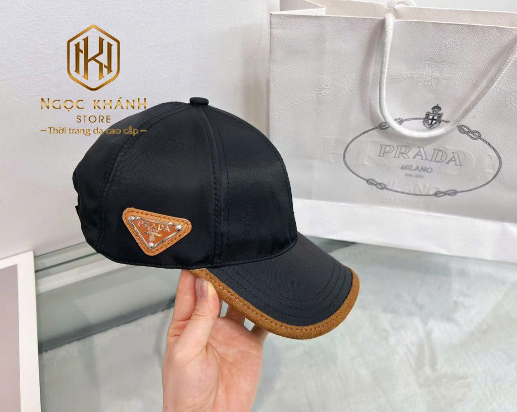 Mũ nam Prada
