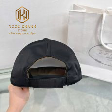 Mũ nam Prada