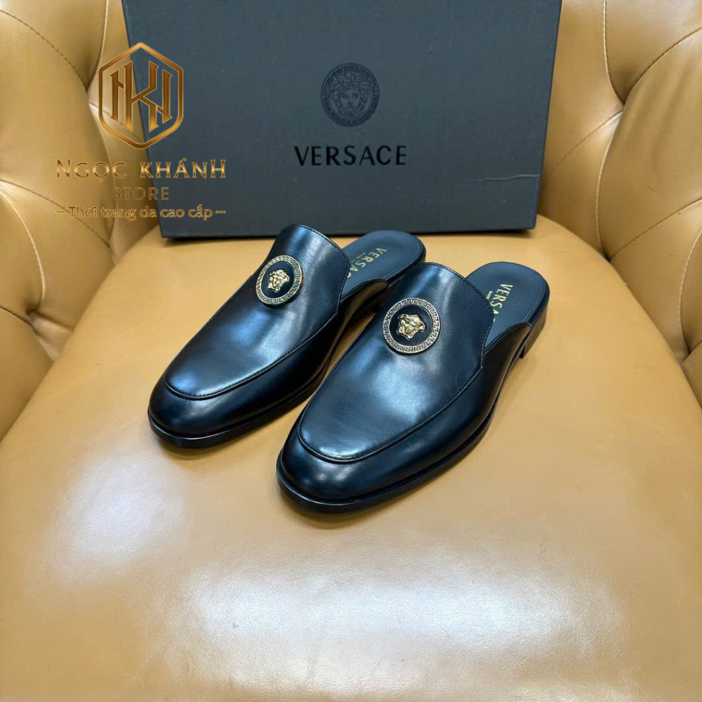 Sục nam Versace màu đen