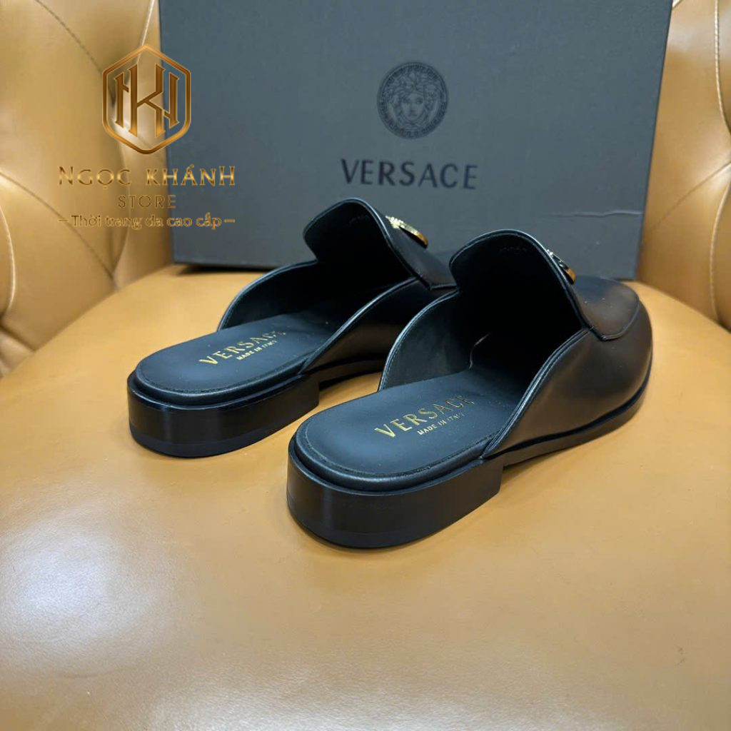 Sục nam Versace màu đen